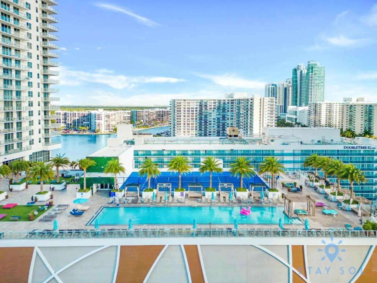Wrap Around Balcony - Insane Views - Amazing Pools Apartamento Hollywood Exterior foto