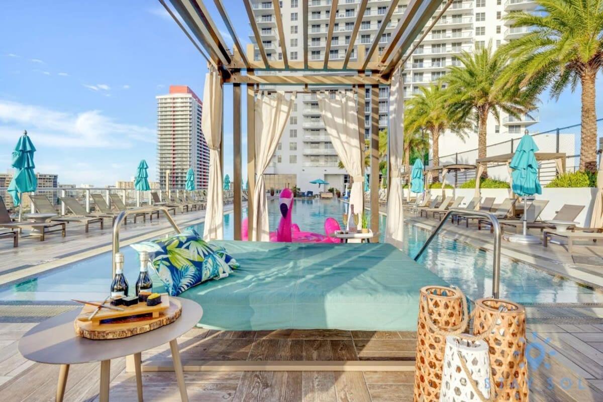 Wrap Around Balcony - Insane Views - Amazing Pools Apartamento Hollywood Exterior foto