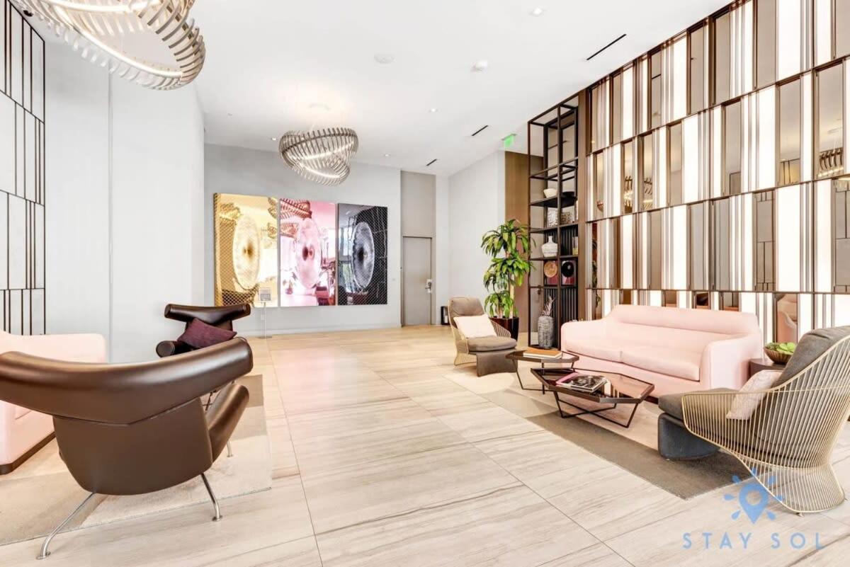 Wrap Around Balcony - Insane Views - Amazing Pools Apartamento Hollywood Exterior foto