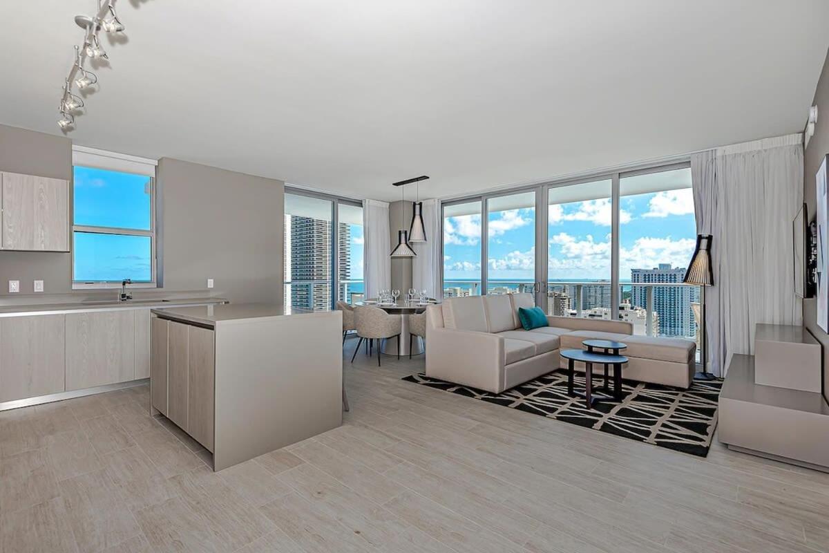 Wrap Around Balcony - Insane Views - Amazing Pools Apartamento Hollywood Exterior foto