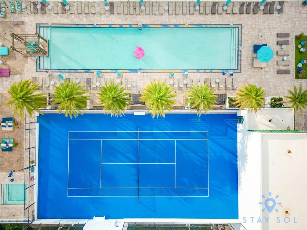 Wrap Around Balcony - Insane Views - Amazing Pools Apartamento Hollywood Exterior foto
